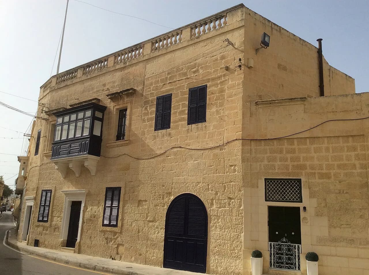 Attard, Malta: A Practical Guide to the Village and Gardens