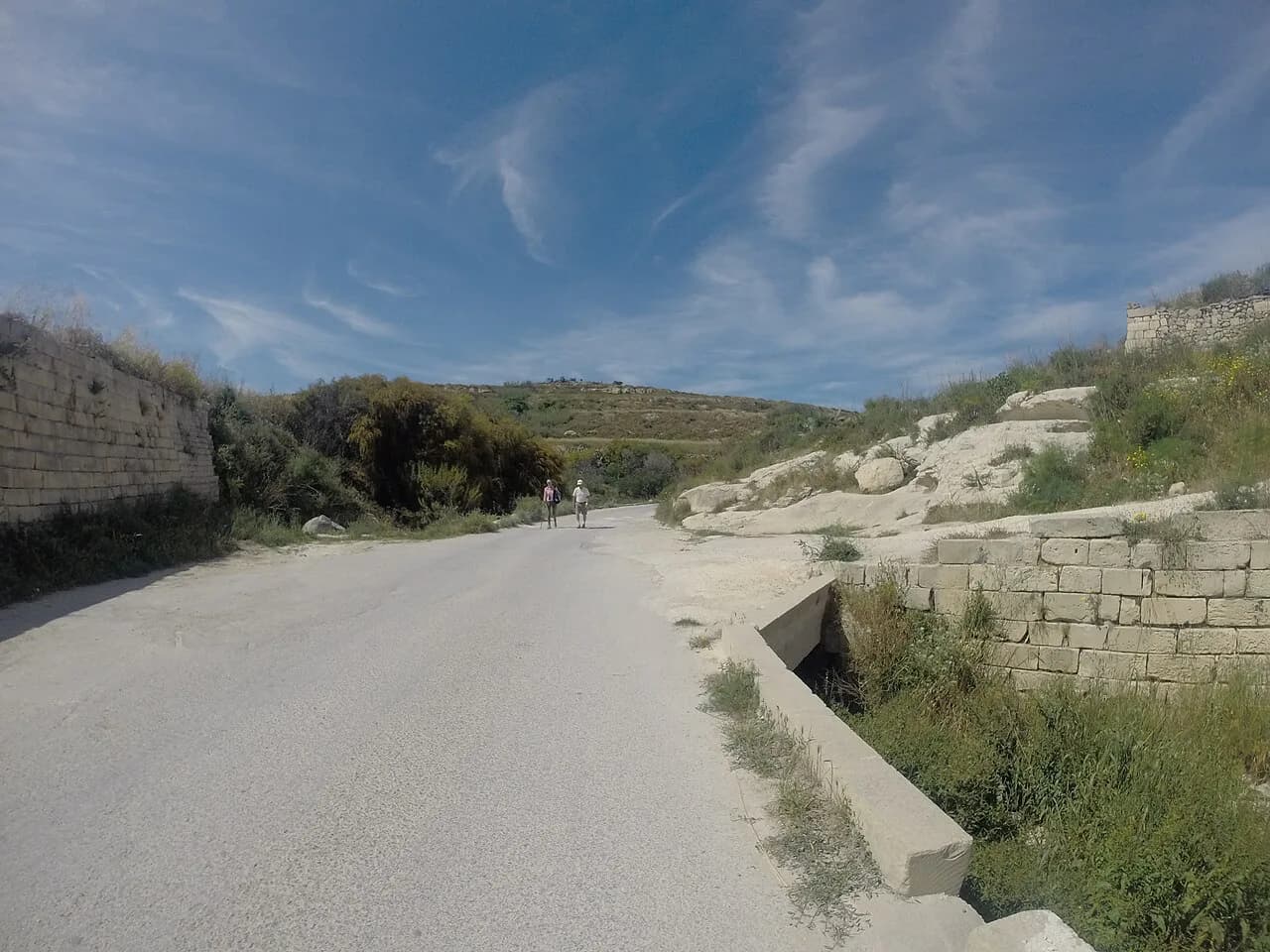 Driving in Malta: Rules, Speed Limits and Whether You Need a Car