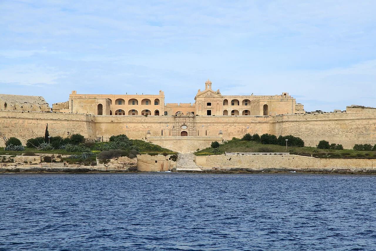 Fort Manoel, Manoel Island: Visiting Guide for 2026