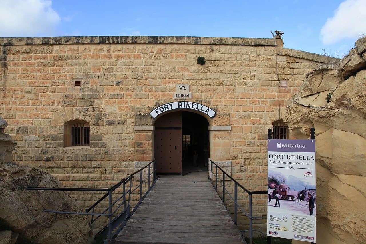 Fort Rinella, Kalkara: the 100-ton gun, tickets and how to get there