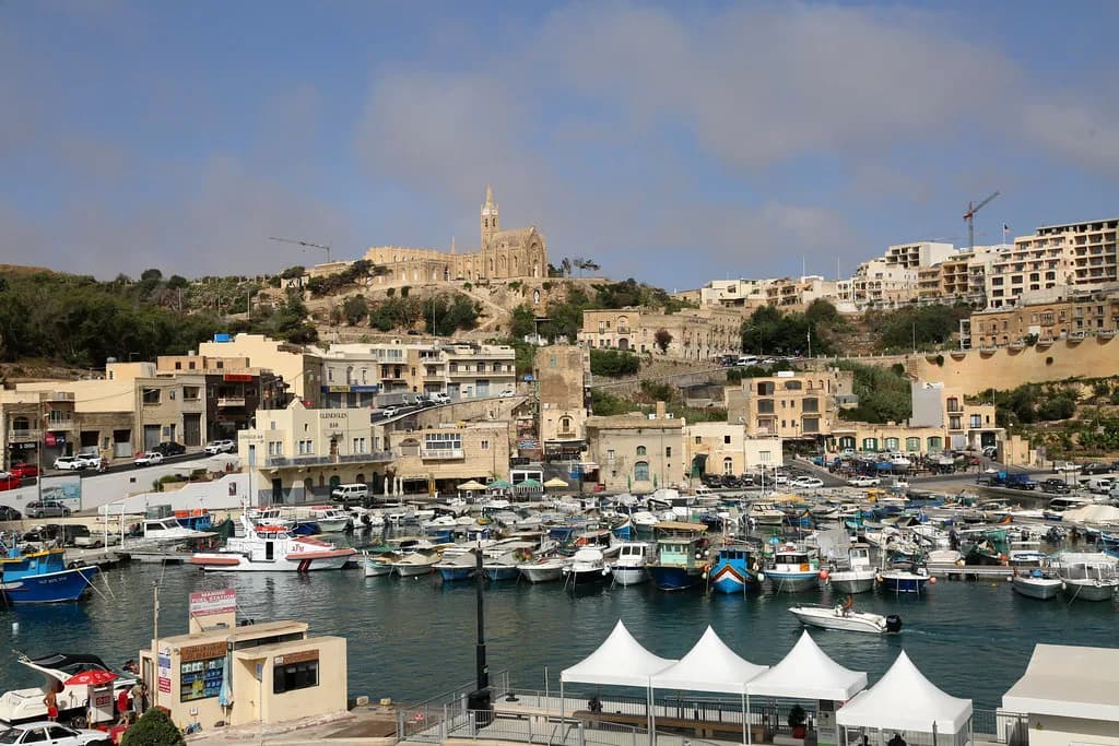 Gozo Caves: Calypso's Cave, Ninu's and Xerri's Caves and Sea Caves