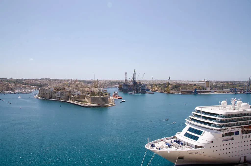 Valletta Grand Harbour: What to See and How to See It
