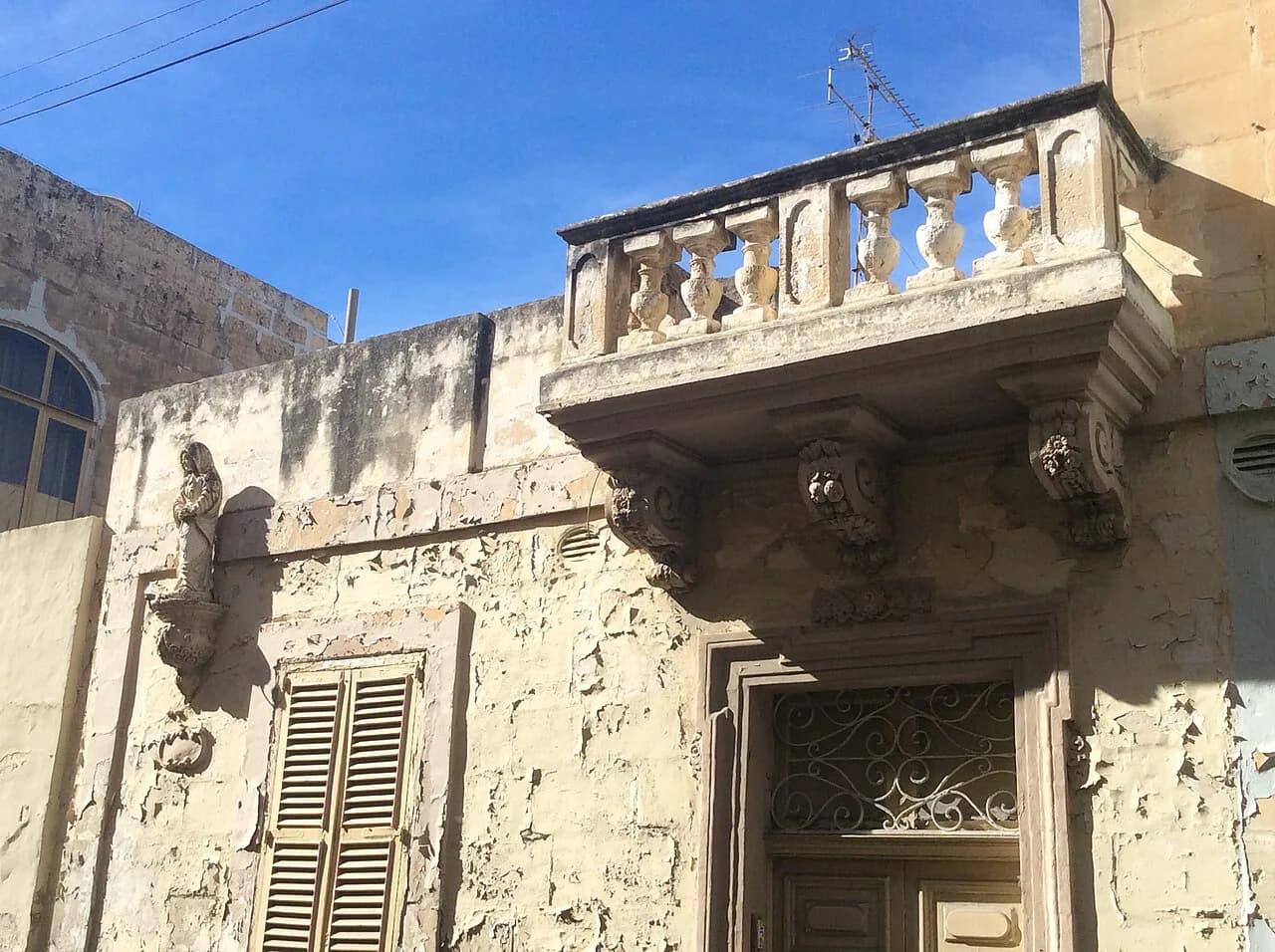 Planning the areas of Rabat for a rural Maltese break