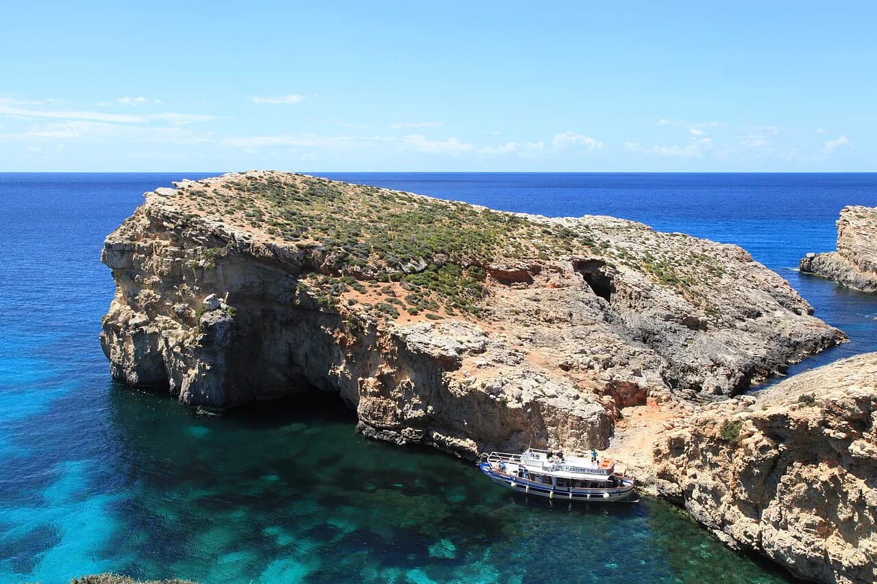 Malta Kayaking: Routes, Rentals and Guided Tours