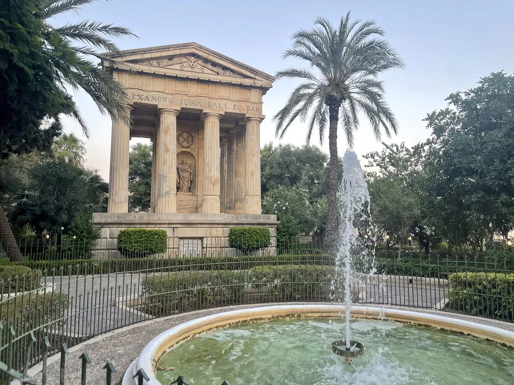 The fountain and pavilion in Lower Barrakka Gardens, Valletta.