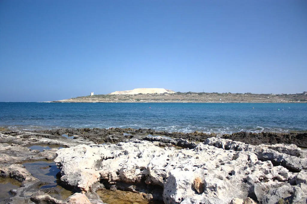 The rocky coast at Qawra.