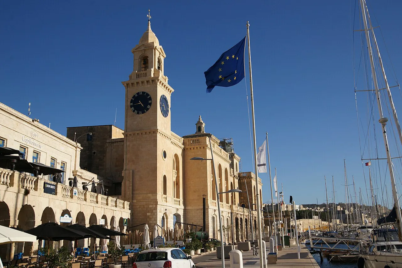 The Birgu seafront and the Maritime Museum, beside Cospicua.