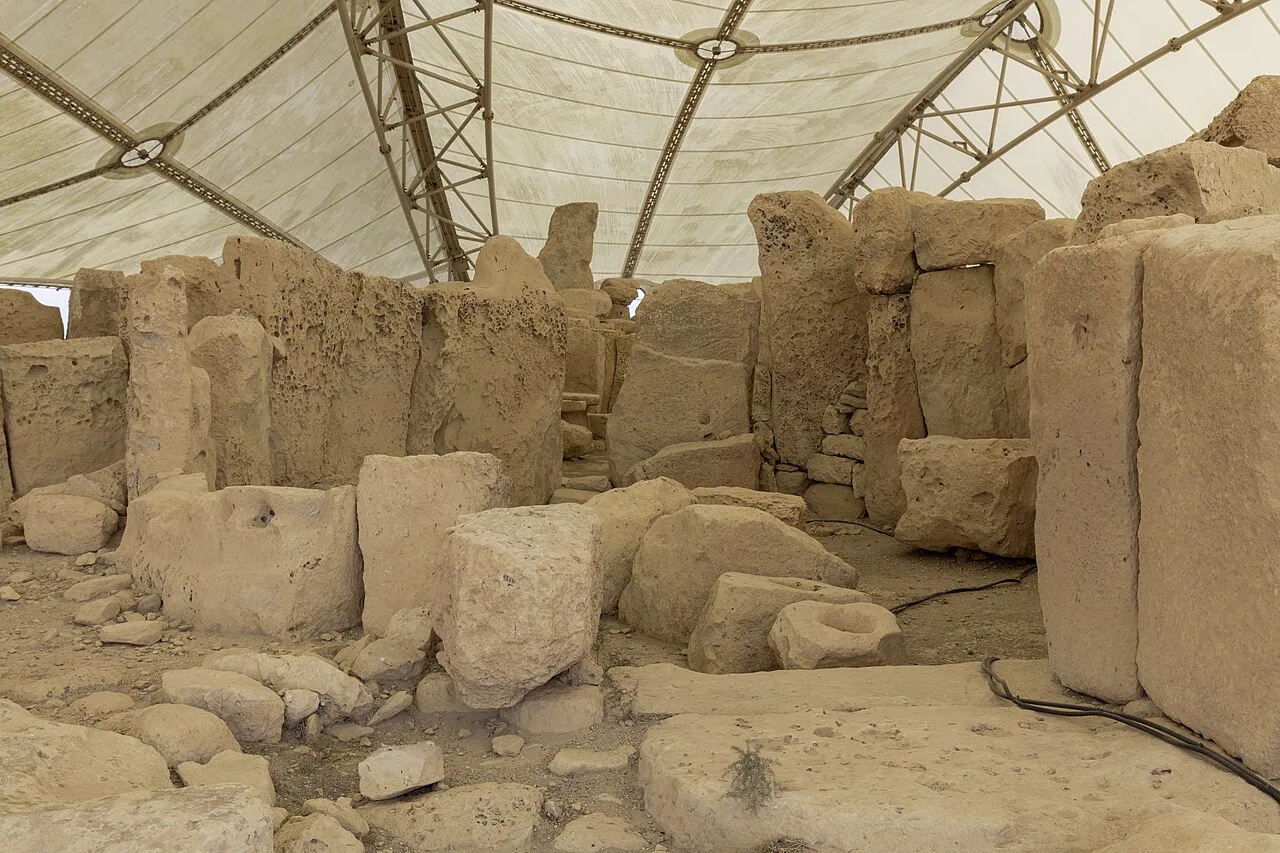 Stone chambers inside the Ħaġar Qim temple complex.