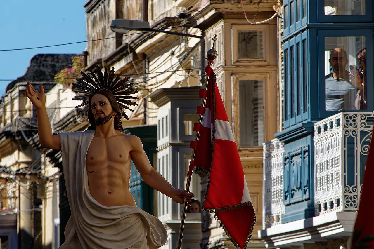 The statue of the Risen Christ carried in Żebbuġ.