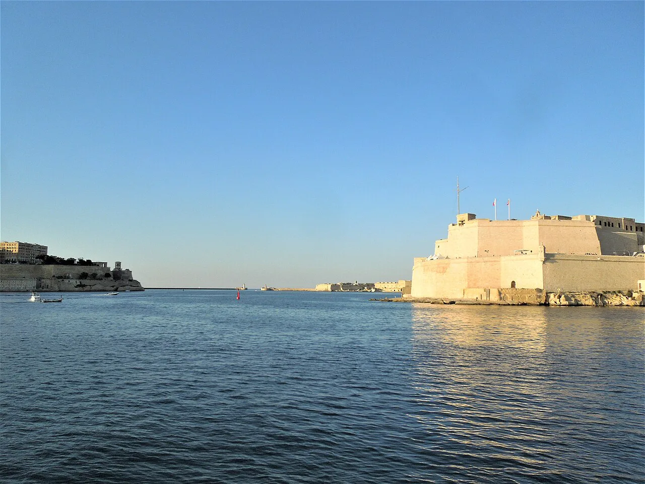 Fort St Angelo at the entrance to Grand Harbour.
